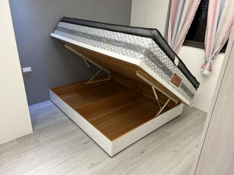 犀牛沙發工廠 - 訂製床組