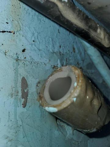 周昆興 - 水管斷裂修繕（前）