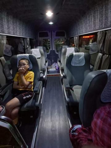 *宜蘭*旅遊包車-九人座/保母車/中巴 - 