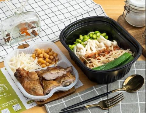 王苓格（小米廚房） - 香草雞腿