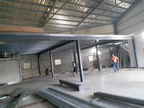 由承富企業社 - 工廠閣樓