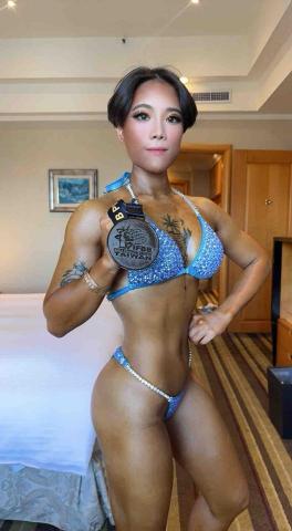 Wen - 2024 IFBB自然區域賽 青少年女子比基尼 第五