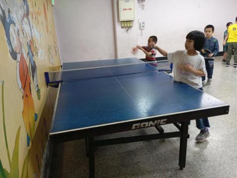 雙北COACH張 - 對牆壁擊球練習。