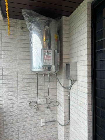 Y. Chang - 電熱水器安裝