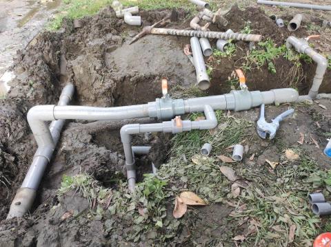 智聲有限公司 - 水管更換閥門
智聲有限公司服務範圍:
機電五大系統,給排水、電統、空調、消防與弱電系統,服務可遍佈全台。我們以機電專業為基礎,進行監視、門禁、火警廣播、緊急求救、光纖網絡、無線傳輸等系統的整合,提供銷售、安裝、維修等全方位的服務和技術支援。
 智聲有限公司 - 水管更換閥門
智聲有限公司服務範圍:
機電五大系統,給排水、電統、空調、消防與弱電系統,服務可遍佈全台。我們以機電專業為基礎,進行監視、門禁、火警廣播、緊急求救、光纖網絡、無線傳輸等系統的整合,提供銷售、安裝、維修等全方位的服務和技術支援。