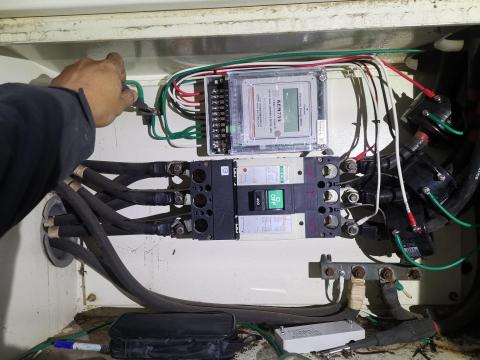 智聲有限公司 - 感應式電表安裝
智聲有限公司服務範圍:
機電五大系統,給排水、電統、空調、消防與弱電系統,服務可遍佈全台。我們以機電專業為基礎,進行監視、門禁、火警廣播、緊急求救、光纖網絡、無線傳輸等系統的整合,提供銷售、安裝、維修等全方位的服務和技術支援。
 智聲有限公司 - 感應式電表安裝
智聲有限公司服務範圍:
機電五大系統,給排水、電統、空調、消防與弱電系統,服務可遍佈全台。我們以機電專業為基礎,進行監視、門禁、火警廣播、緊急求救、光纖網絡、無線傳輸等系統的整合,提供銷售、安裝、維修等全方位的服務和技術支援。