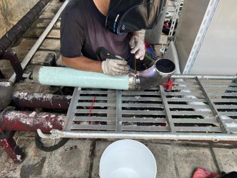 智聲有限公司 - 頂樓消防水塔4”消防鋼管焊接
智聲有限公司服務範圍:
機電五大系統,給排水、電統、空調、消防與弱電系統,服務可遍佈全台。我們以機電專業為基礎,進行監視、門禁、火警廣播、緊急求救、光纖網絡、無線傳輸等系統的整合,提供銷售、安裝、維修等全方位的服務和技術支援。
 智聲有限公司 - 頂樓消防水塔4”消防鋼管焊接
智聲有限公司服務範圍:
機電五大系統,給排水、電統、空調、消防與弱電系統,服務可遍佈全台。我們以機電專業為基礎,進行監視、門禁、火警廣播、緊急求救、光纖網絡、無線傳輸等系統的整合,提供銷售、安裝、維修等全方位的服務和技術支援。