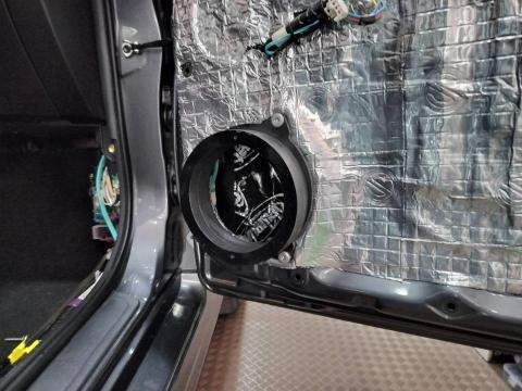 車聚點 汽車音響 - 門板制震~木質喇叭框