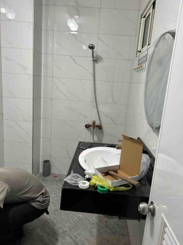 李俊賢 - 衛浴設備安裝