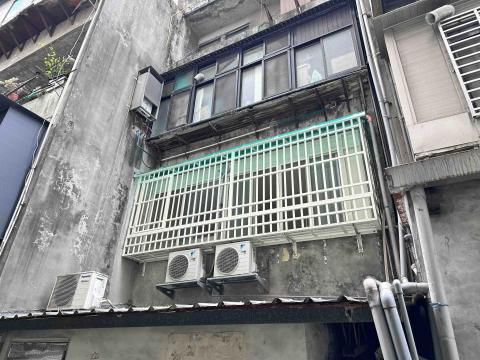 丞欣鋁門窗 - 穿梭管防盜窗+採光罩