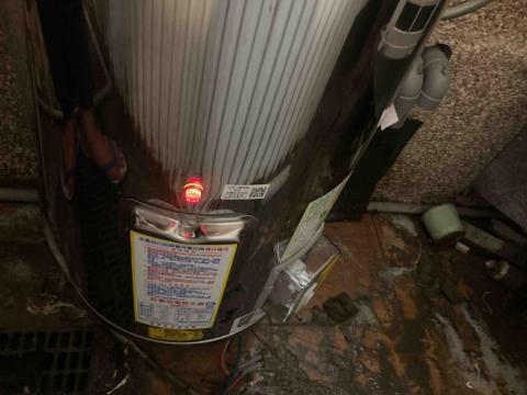 百步企業社 - 電熱水器安裝