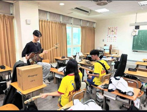 Reo-貝斯教學 - 貝斯教學 Reo-貝斯教學 - 貝斯教學