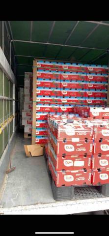 詹先生 - 知名貿易商進口水果