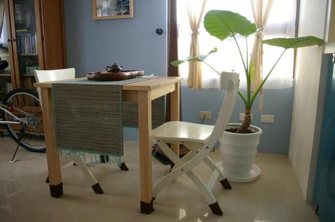 養樂多木艮軟裝.室內設計 - 詹朝根 - 家裡的任一角落皆可以視覺化設計，軟裝與室內設計共同設置，步成單純用硬裝裝潢，增加室內的風格變化。