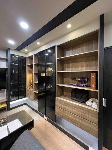 王冠裝修工程 - 玻璃展示櫃
氣氛燈