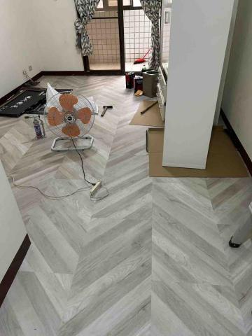 緯祥裝潢行(曾昭進) - 魚骨頭貼起來的感覺,就像之前的人字貼(小型) 緯祥裝潢行(曾昭進) - 魚骨頭貼起來的感覺,就像之前的人字貼(小型)