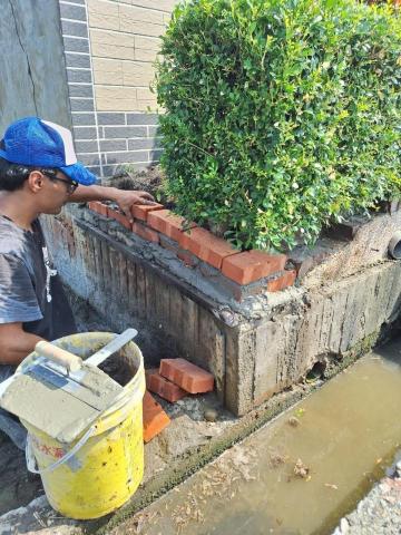 啟程泥作修繕工程 - 花圃砌磚