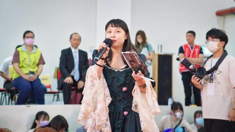 許如貝 - 2024/10/24 府城萬歲節，活動企劃aka平面設計aka活動主持aka台南市中西區南美里社區窗口