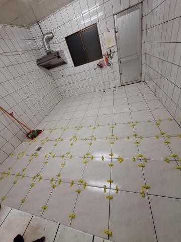 啟程泥作修繕工程 - 廚房地磚黏貼