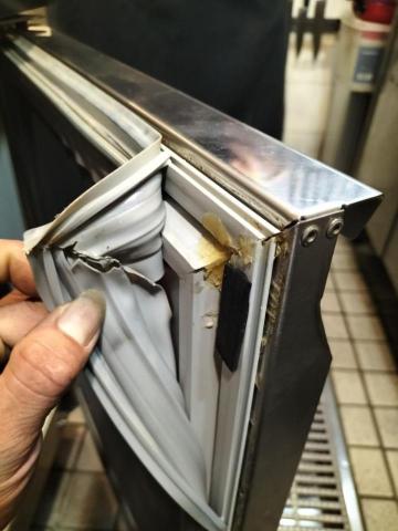 簡宇 - 膠條硬化