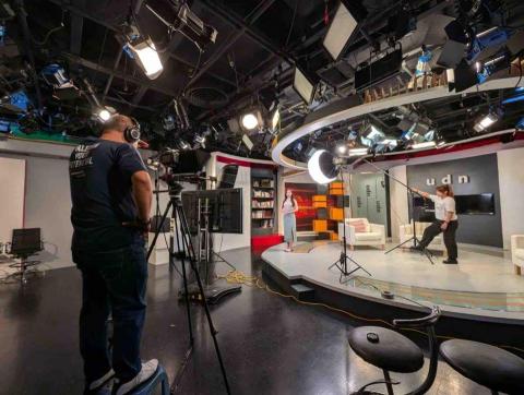 鄧穎謙（魚路小鄧 攝影工作室） - 工作照