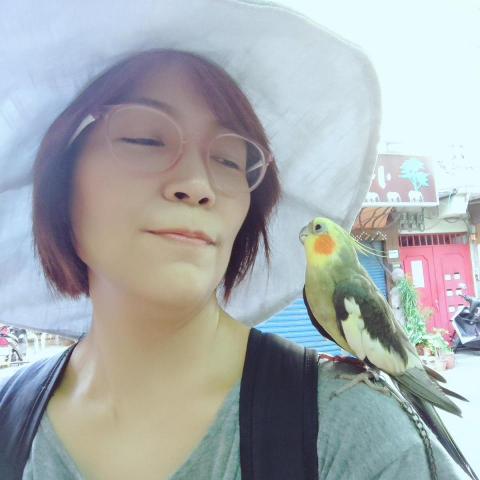 多麗麻 - 養過20年的寵物鳥，熟悉中小型鳥類