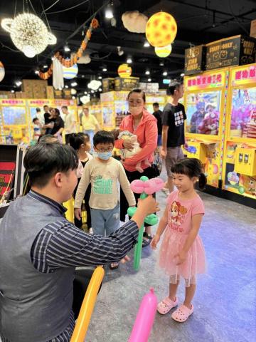 互動魔術-黑輪 - 