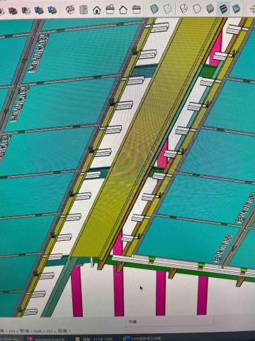 林祐辰 - 太陽能雨棚設計建模