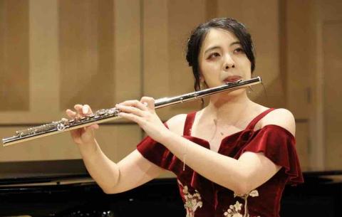 🎵師大碩士長笛鋼琴丁老師🎵 - 長笛演奏