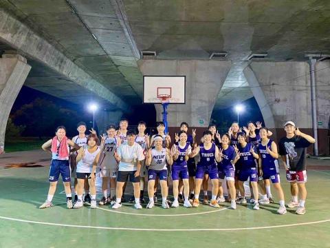 Willie - 中文女籃友誼賽 Willie - 中文女籃友誼賽