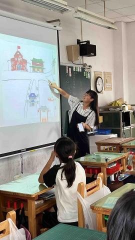 曾愉評 - 王公國小入班教學
