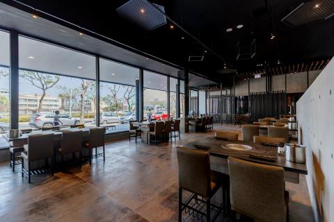 Linda Hsueh - 燒烤店