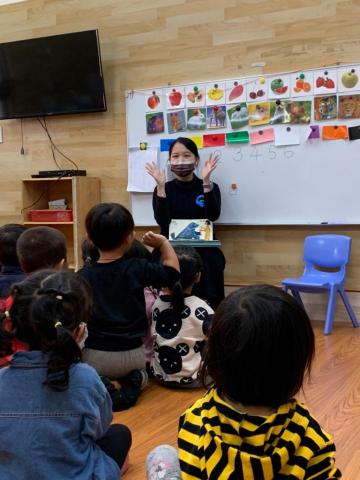 林逸茹 - 在幼兒園實習的紀錄
繪本故事時間