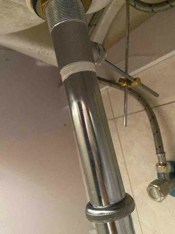 益水電工作室 - 面盆落水頭p管安裝