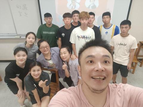 圓仔花意識拼貼劇坊 - 台體大戲劇專題演講