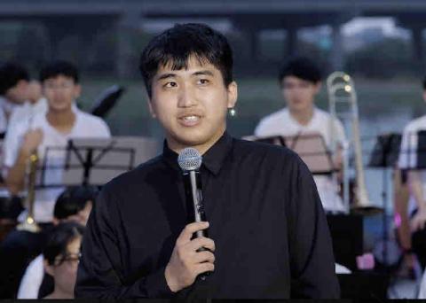 提供音樂系收入服務的專家陳柏宜