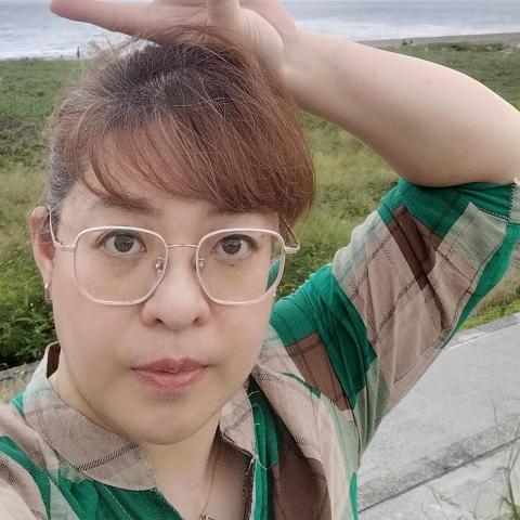 提供煮飯電鍋服務的專家何函蓁