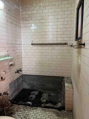 澄心洋 輕裝修工程行 - 浴缸拆除後