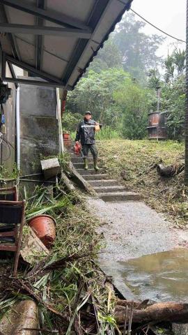 專業服務團隊 - 協助除草事宜