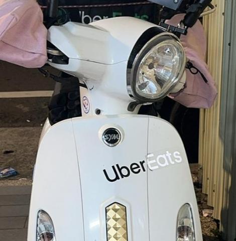 提供外送員服務的專家專業外送員（私接）