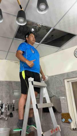 專業服務團隊 - 拆除清運廢棄物作業