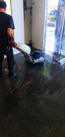 台中立澄清潔公司 - #地板除膠清潔#立澄專業清潔0966-823-168