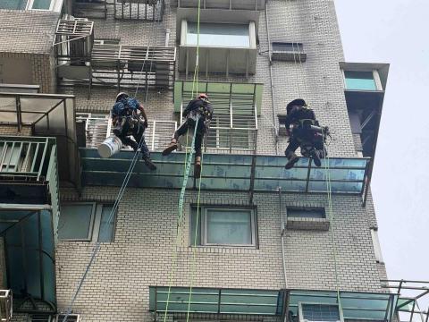 品睿工程行 - 採光罩更換