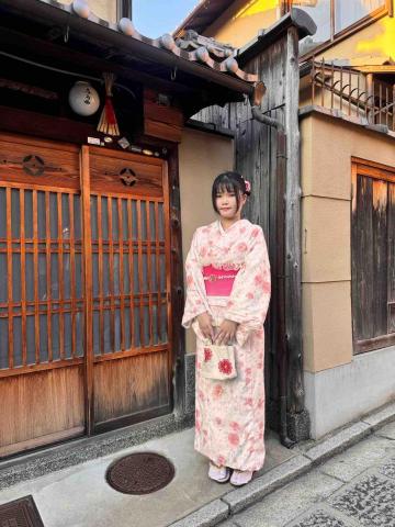 提供兒童體操台中服務的專家鍾瑋庭