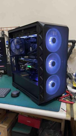 火速電腦工作室 - 