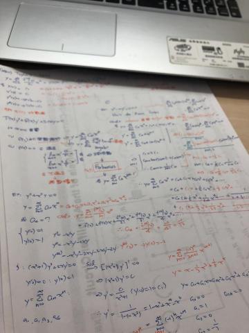 Teddy Jhang - 大二學科 微分方程 學習筆記