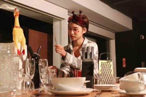 張愷芯 - 擔任音樂劇樂手