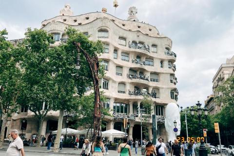 陳蓉 - 西班牙巴塞隆納米拉之家