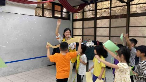 張愷芯 - 曾擔任低年級藝術課程老師