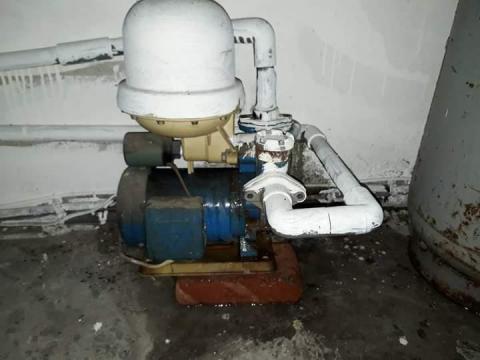 葛小新 - 馬達漏水